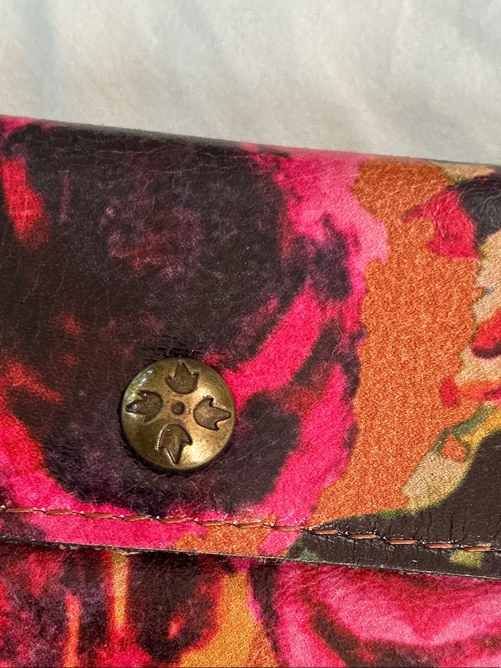 Floral Compact Leather Wallet - Pink & Orange Excellent condition - Picture 2 of 6